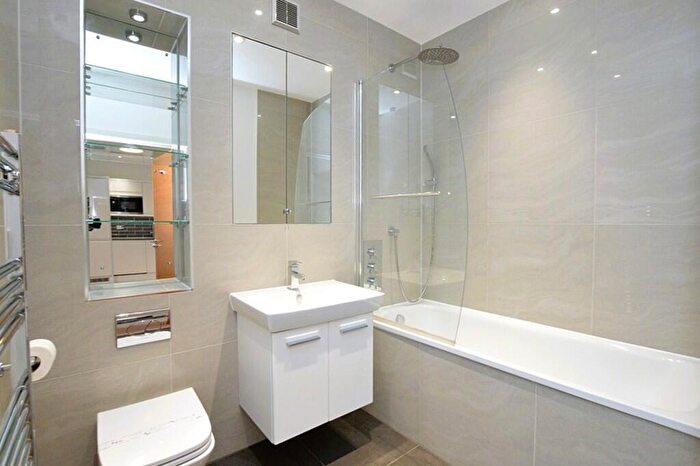 1 Bedroom Apartment For Sale In Bell Street, Reigate, RH2