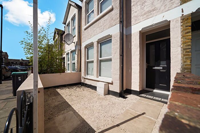 3 Bedroom Terraced House To Rent In Durban Road, London, N17