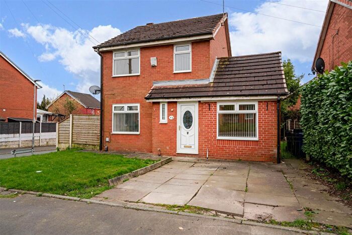 3 Bedroom Detached House For Sale In Gregory Ave, Atherton, Manchester, M46