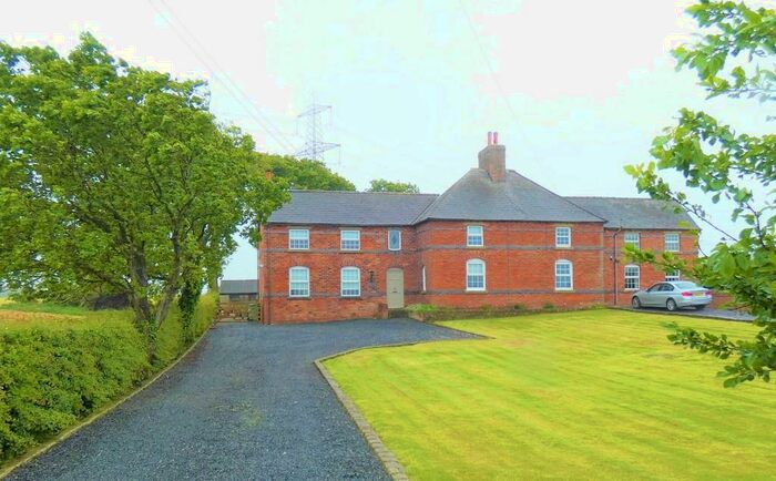 4 Bedroom Semi-Detached House To Rent In Island Lane, Winmarleigh, PR3