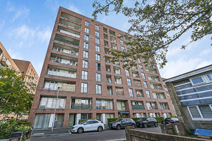 2 Bedroom Flat For Sale In Katie Court, Edwin Street, London, E16
