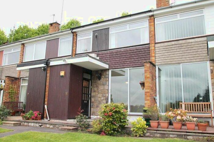 2 Bedroom Property To Rent In Monks Orchard, Dartford, DA1