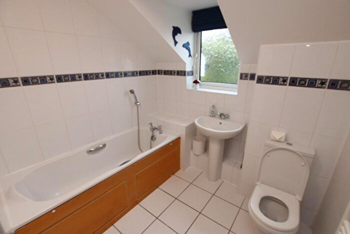 2 Bedroom Flat For Sale In Silver Street, Reading, RG1