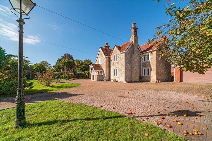 6 Bedroom Detached House For Sale In Camp Road, Freshwater, Isle Of Wight, PO40