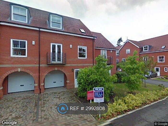 3 Bedroom Terraced House To Rent In Sterling Place, Woodhall Spa, LN10
