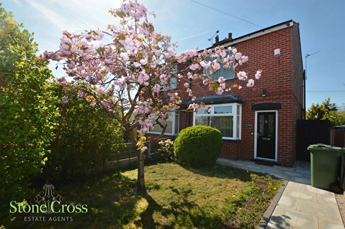 2 Bedroom Semi-Detached House For Sale In Elm Avenue, Golborne, Warrington, WA3