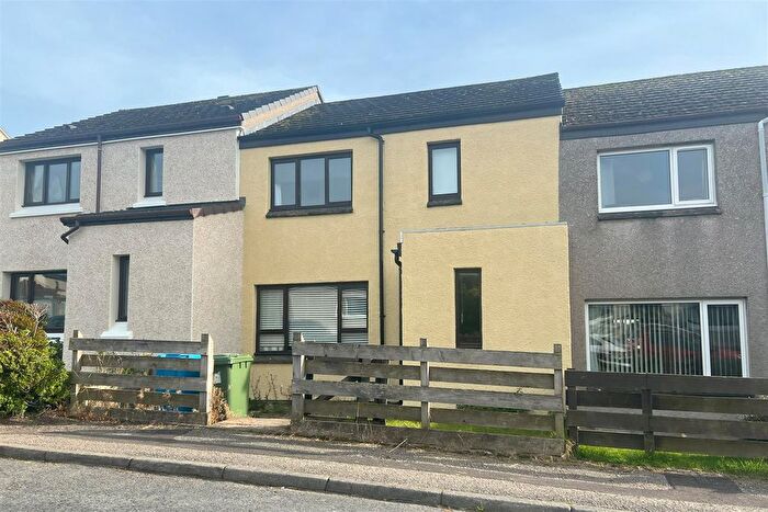 3 Bedroom Town House For Sale In Ross Street, Golspie, Sutherland, KW10