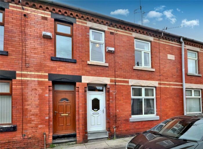 3 Bedroom Terraced House To Rent In Holland Street, Denton, Manchester, Greater Manchester, M34