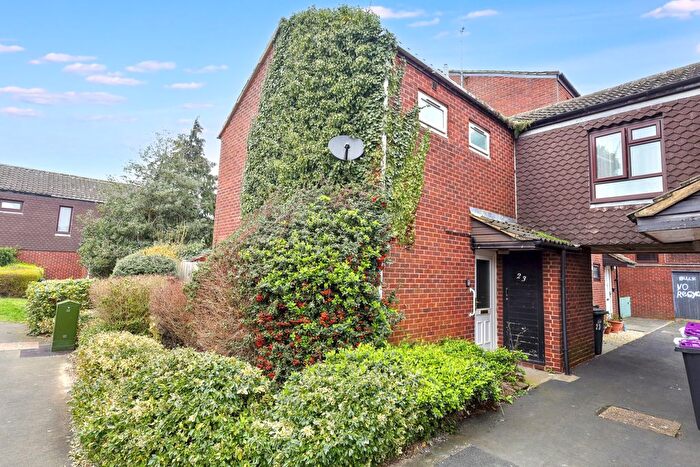 2 Bedroom End Terrace House For Sale In Tee Side, Hertford, SG13