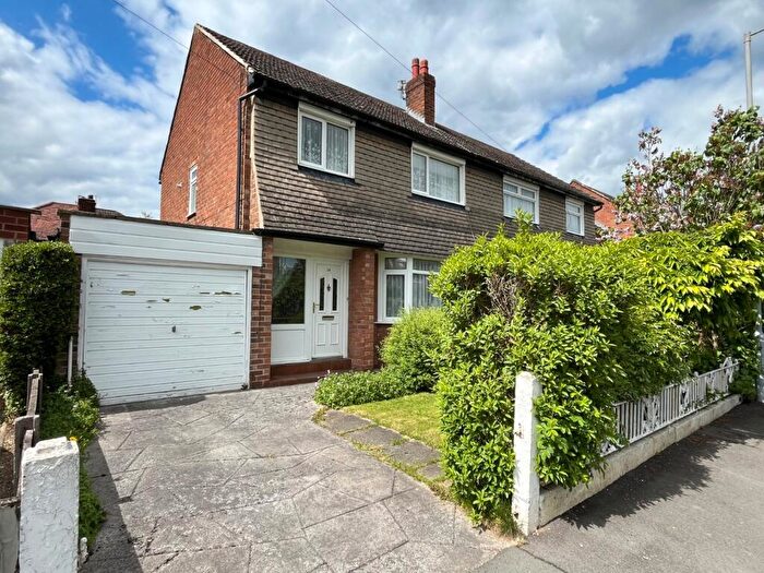 3 Bedroom Semi-Detached House For Sale In Bankside Road, Didsbury, Manchester, M20
