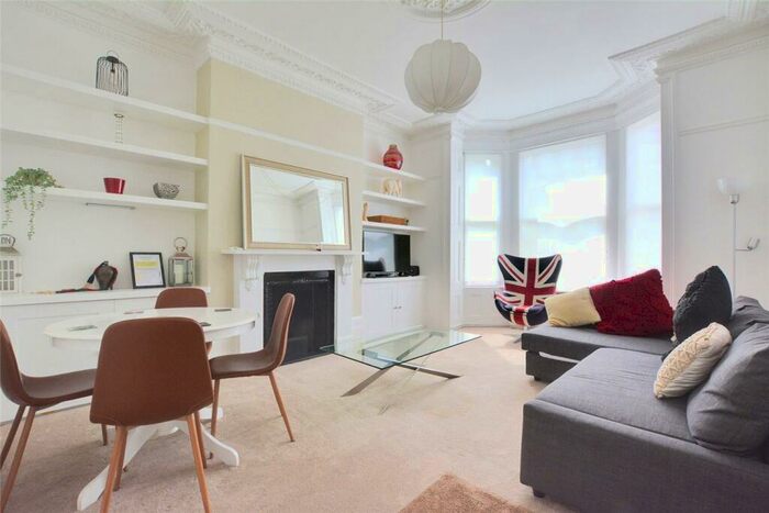 1 Bedroom Apartment To Rent In Bennett Park, London, SE3