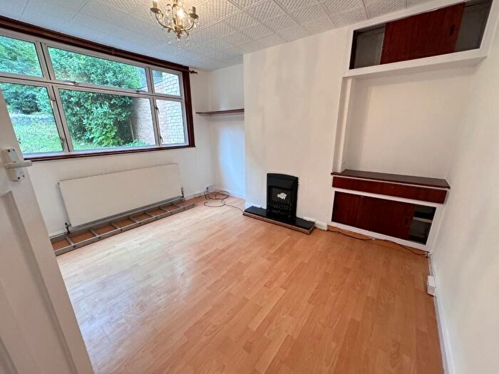 3 Bedroom Flat To Rent In Shirley Road, Southampton, SO15