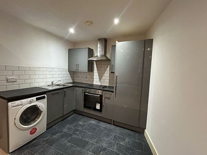 Studio To Rent In Law Russell House, Vicar Lane, Bradford, West Yorkshire, BD1