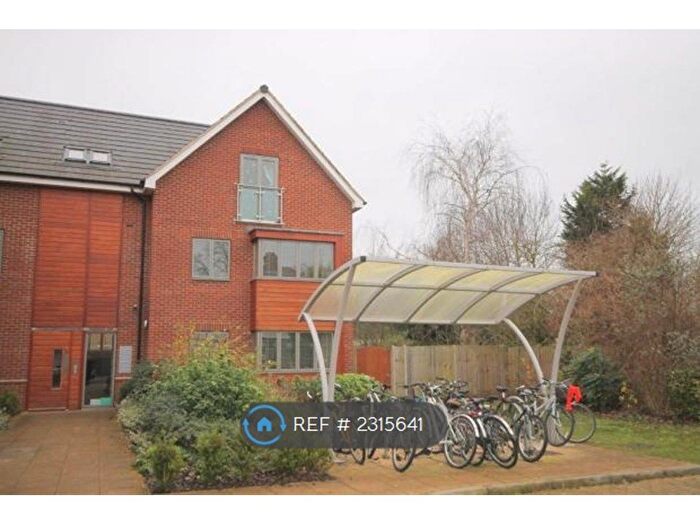 2 Bedroom Flat To Rent In Newmarket Road, Cambridge, CB5