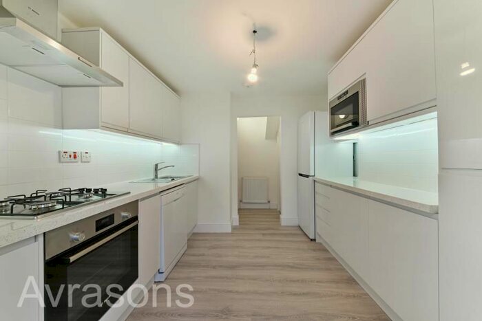 1 Bedroom Flat To Rent In Ladbroke Grove, London, W10