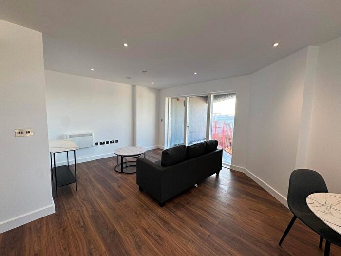 1 Bedroom Apartment To Rent In The Grand Exchange, Market Street, Bracknell, Berkshire, RG12