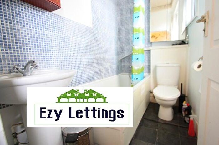 2 Bedroom Flat To Rent In Miller Road, Colliers Wood, SW19