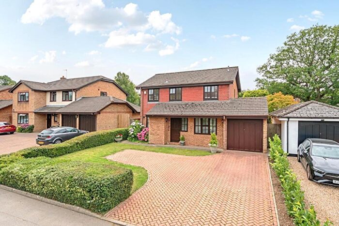 3 Bedroom Detached House For Sale In Mill Lane, Blue Bell Hill, Chatham, ME5
