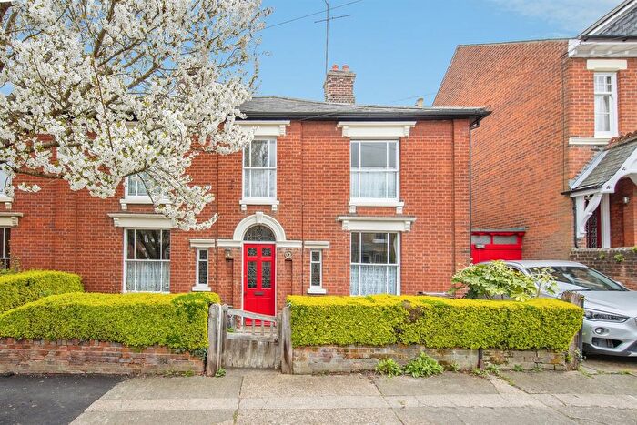 4 Bedroom Semi Detached House For Sale In Roman Road, Colchester, CO1