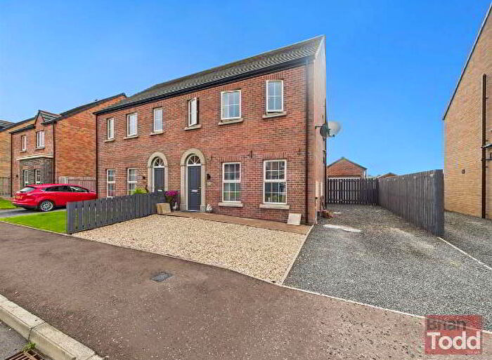 3 Bedroom Semi-Detached House For Sale In Clover Brook, Larne, BT40