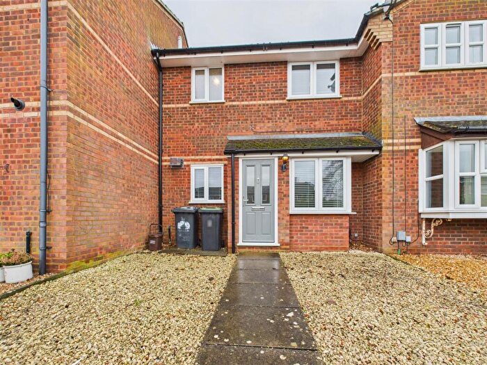 1 Bedroom House To Rent In Meadow Way, Hitchin, SG5