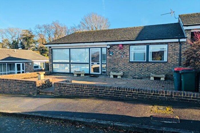 2 Bedroom Bungalow To Rent In Rackham Close, Crawley, RH11