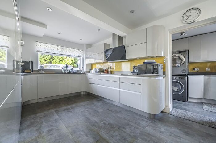 4 Bedroom Semi-detached House For Sale In White Lion Park, Malmesbury, Wiltshire, SN16