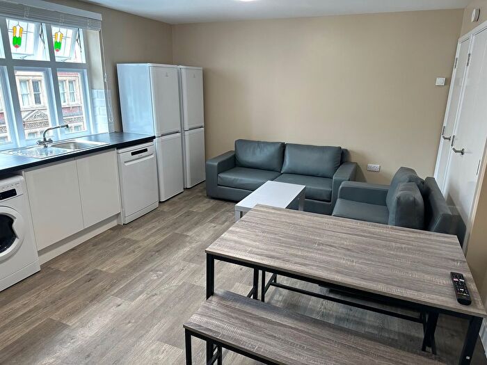 6 Bedroom Flat To Rent In Stokes Croft, Bristol, BS1