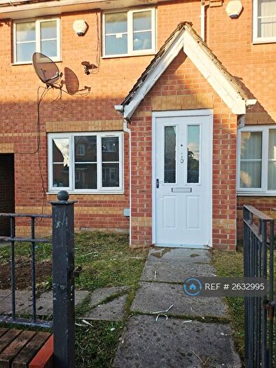 3 Bedroom Semi-Detached House To Rent In Everside Drive, Manchester, M8