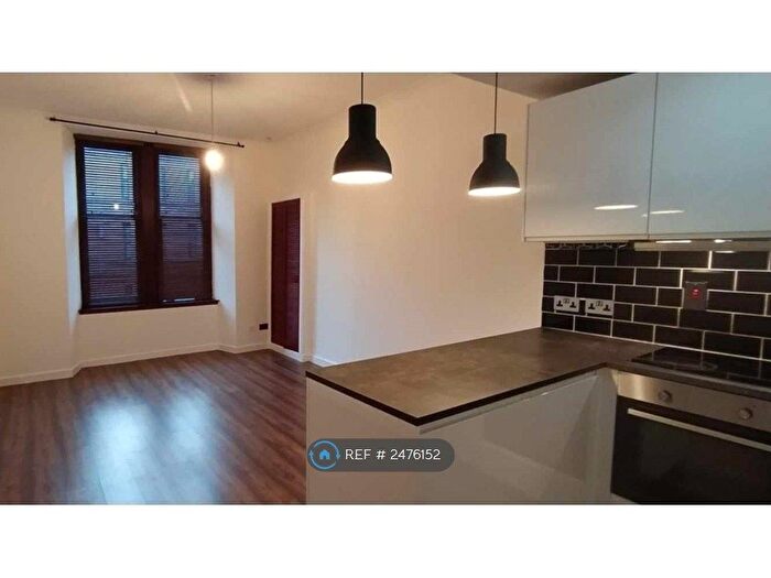 2 Bedroom Flat To Rent In Pollokshaws Road, Glasgow, G41