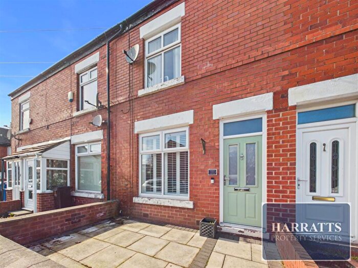 2 Bedroom Terraced House For Sale In Dysart Street, Stockport, SK2
