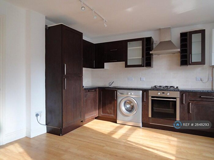 1 Bedroom Flat To Rent In William Street, Reading, RG1