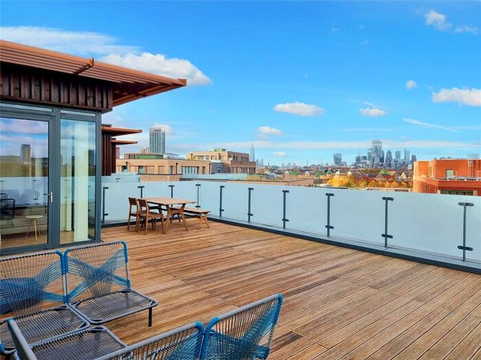 3 Bedroom Flat To Rent In Quebec Way, Canada Water, SE16