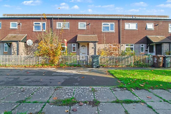 3 Bedroom Terraced House For Sale In Pilgrims Way, Andover, SP10