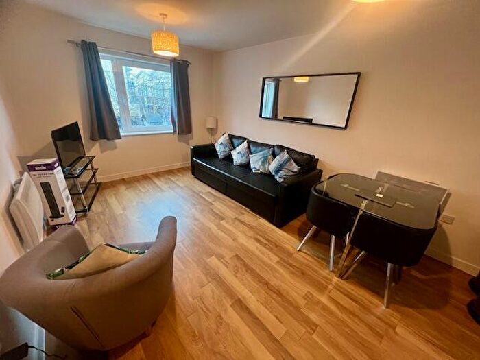1 Bedroom Apartment To Rent In Quayside, Bute Crescent, Cardiff, CF10