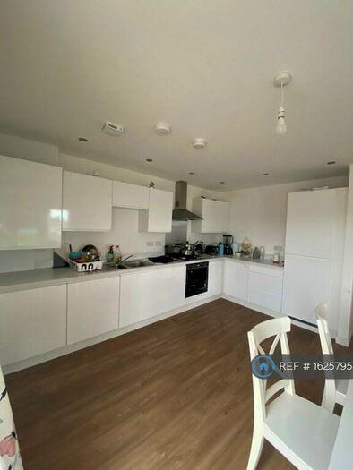 2 Bedroom Flat To Rent In Muirhouse Crescent, Edinburgh, EH4