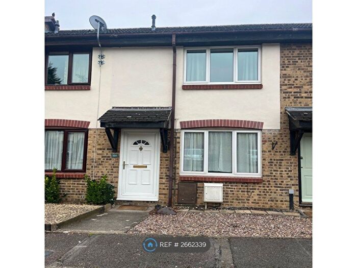 2 Bedroom Terraced House To Rent In Roman Way, Bicester, OX26