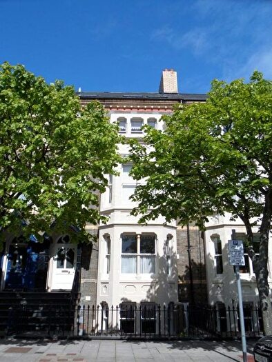 2 Bedroom Flat To Rent In Bed Apartment, Queens Road, SY23