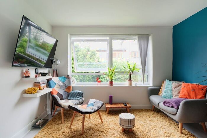 2 Bedroom Flat To Rent In Regents Square, Bow, London, E3