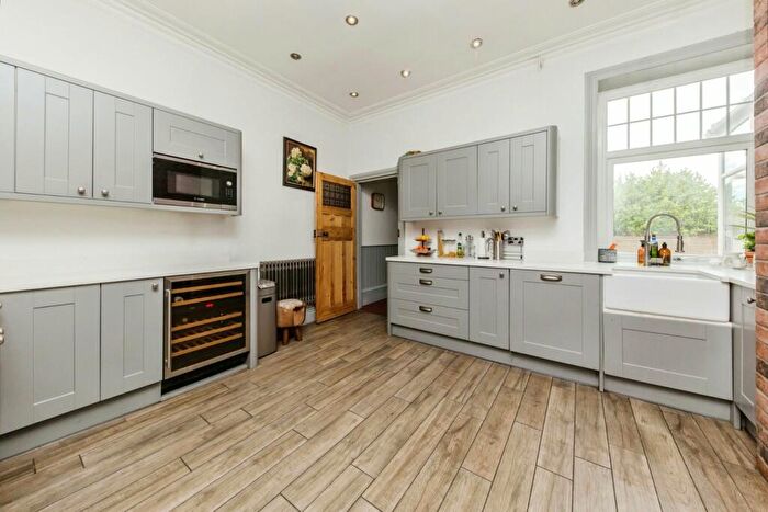 6 Bedroom Terraced House For Sale In Longton Road, Stoke-on-Trent, ST4