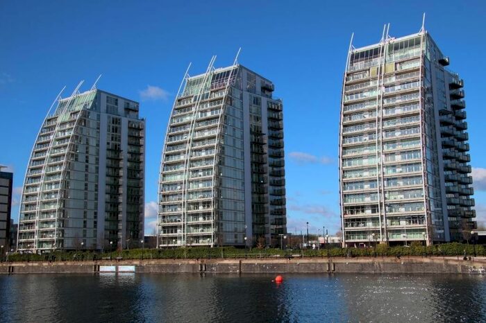 2 Bedroom Flat To Rent In Nv Buildings, The Quays, Salford, M50