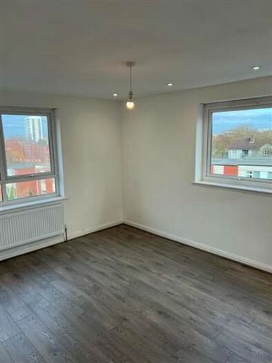 1 Bedroom Flat To Rent In Arden Grove, Ladywood, Birmingham, B16