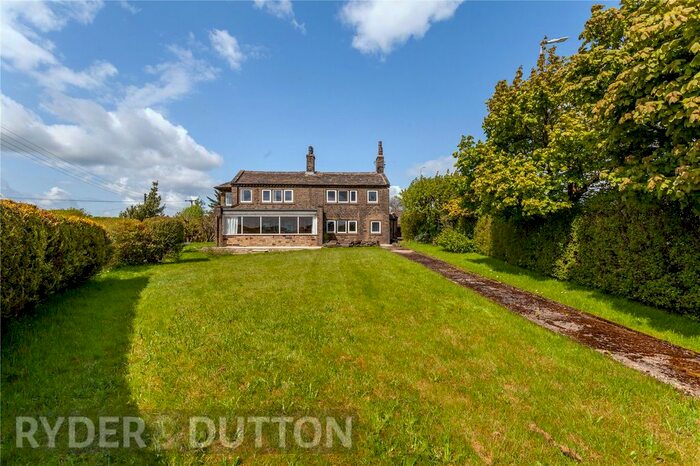 4 Bedroom Detached House For Sale In Keighley Road, Ogden, Halifax, West Yorkshire, HX2