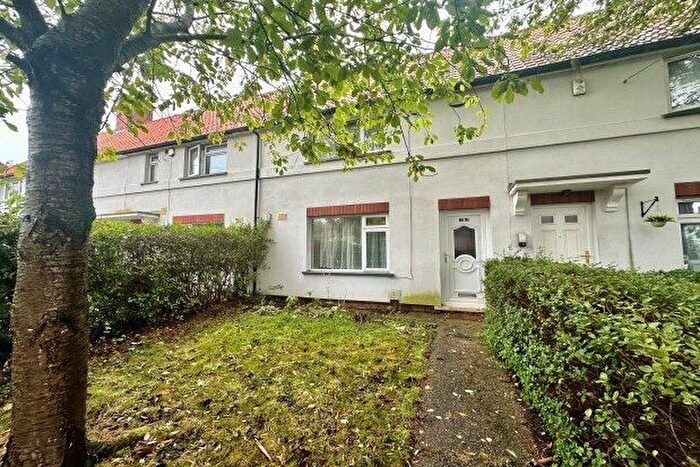 2 Bedroom Property To Rent In Romilay Close, Nottingham, NG9