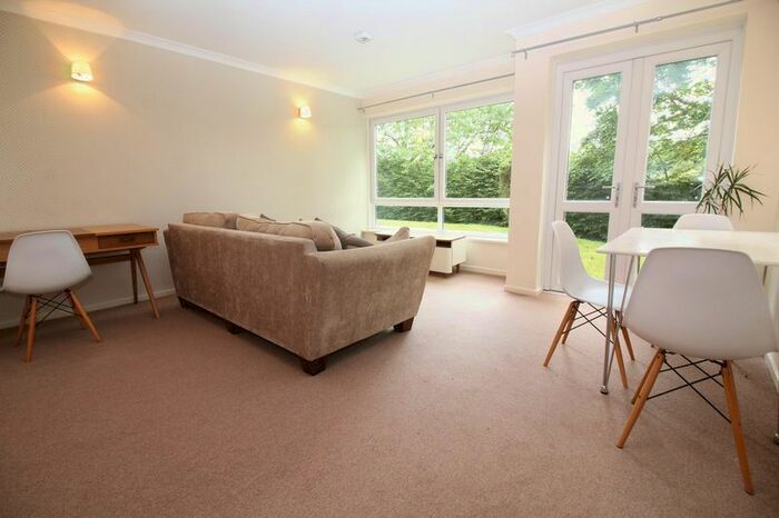 1 Bedroom Flat To Rent In Adderstone Crescent, Jesmond, Newcastle Upon Tyne, NE2