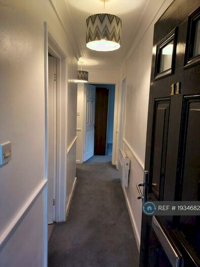 2 Bedroom Flat To Rent In Pakenham Village, Birmingham, B15