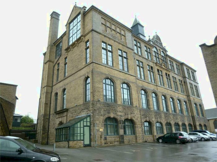 1 Bedroom Flat To Rent In Byron Halls, Bradford, BD3