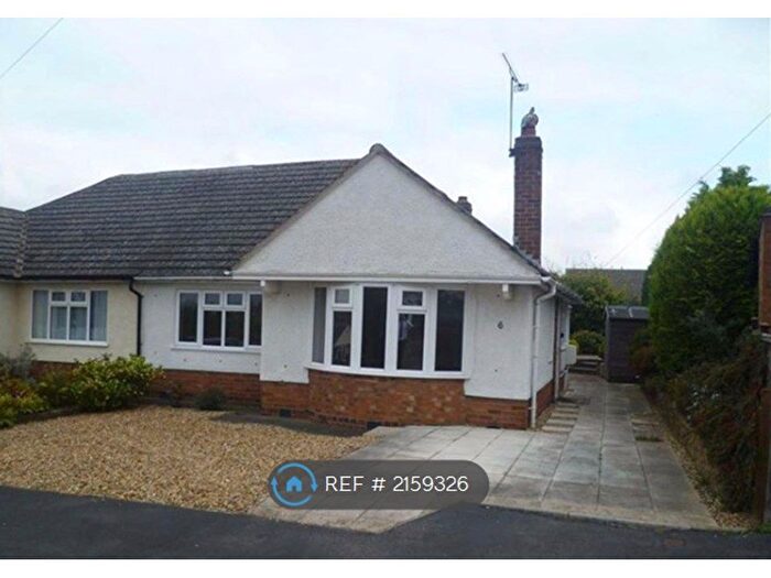 2 Bedroom Bungalow To Rent In Mercia Drive, Oadby, Leicester, LE2