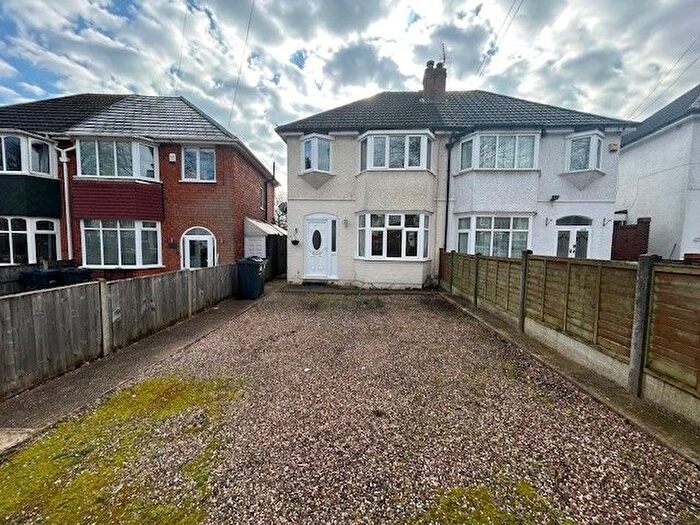 3 Bedroom Property To Rent In Whitecroft Road, Birmingham, B26