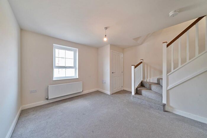 2 Bedroom End Of Terrace House To Rent In Bedroom End Of Terrace House In Dandelion Drive, Cramlington, NE23